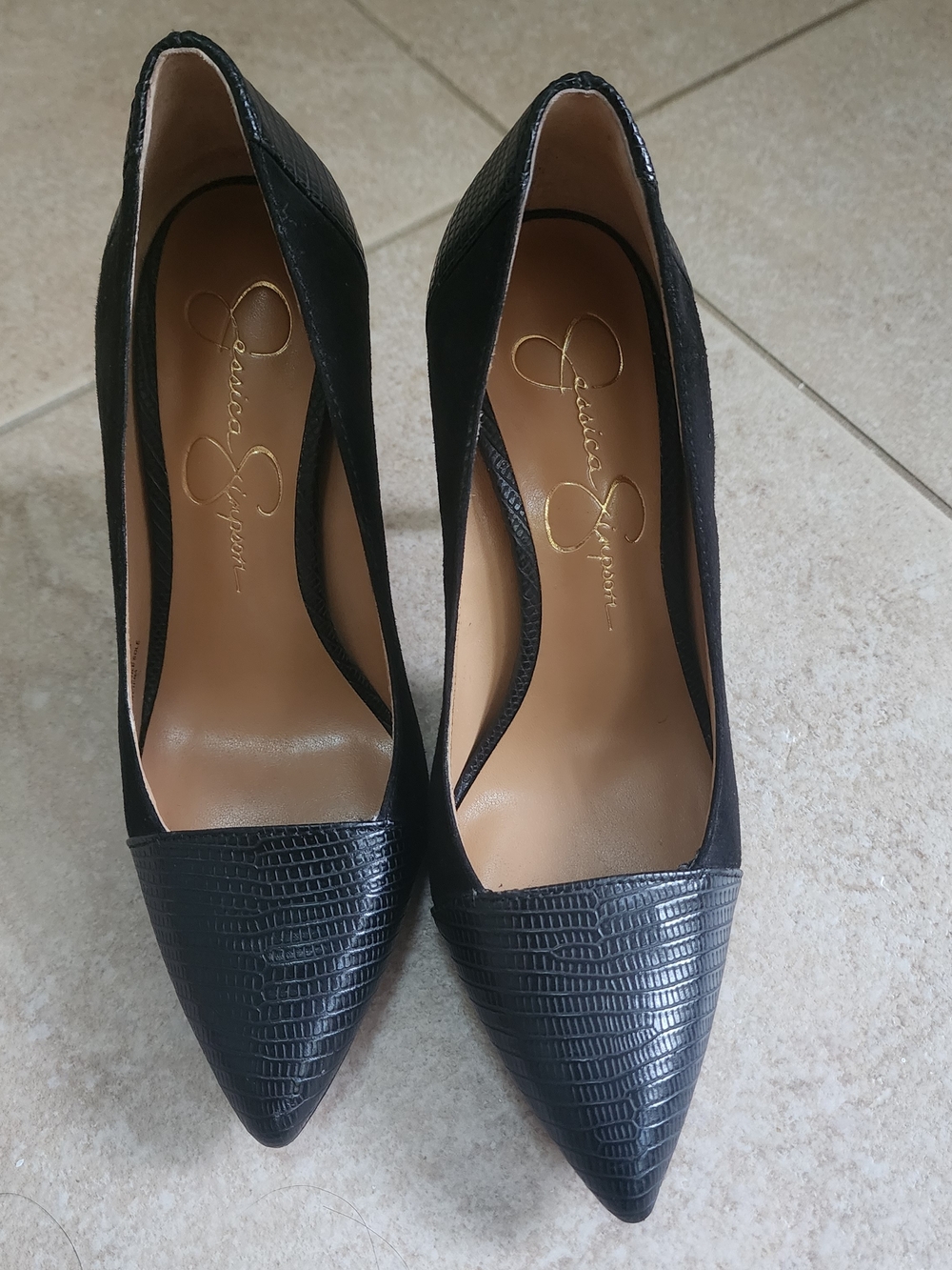 Jessica Simpson Black Textured Pointed-Toe Pumps
